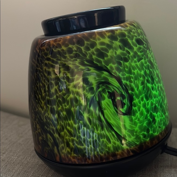 Scentsy Tiger's Eye Warmer Color Changing LED Hand Blown Art Glass Retired 31779 - Picture 5 of 6